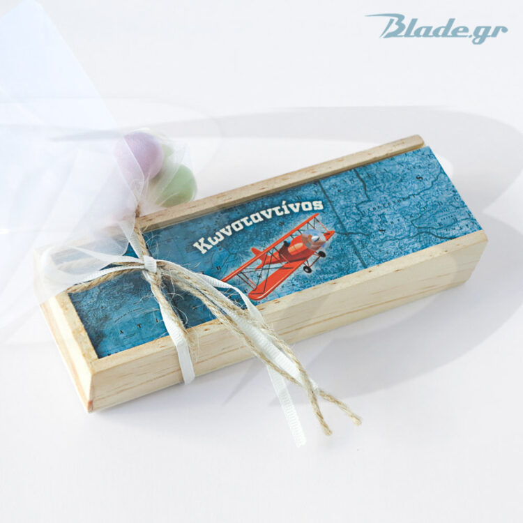 Παιδική μπομπονιέρα βάπτισης ξύλινο κουτάκι με ντόμινο κόκκινο αεροπλανάκι με χάρτη